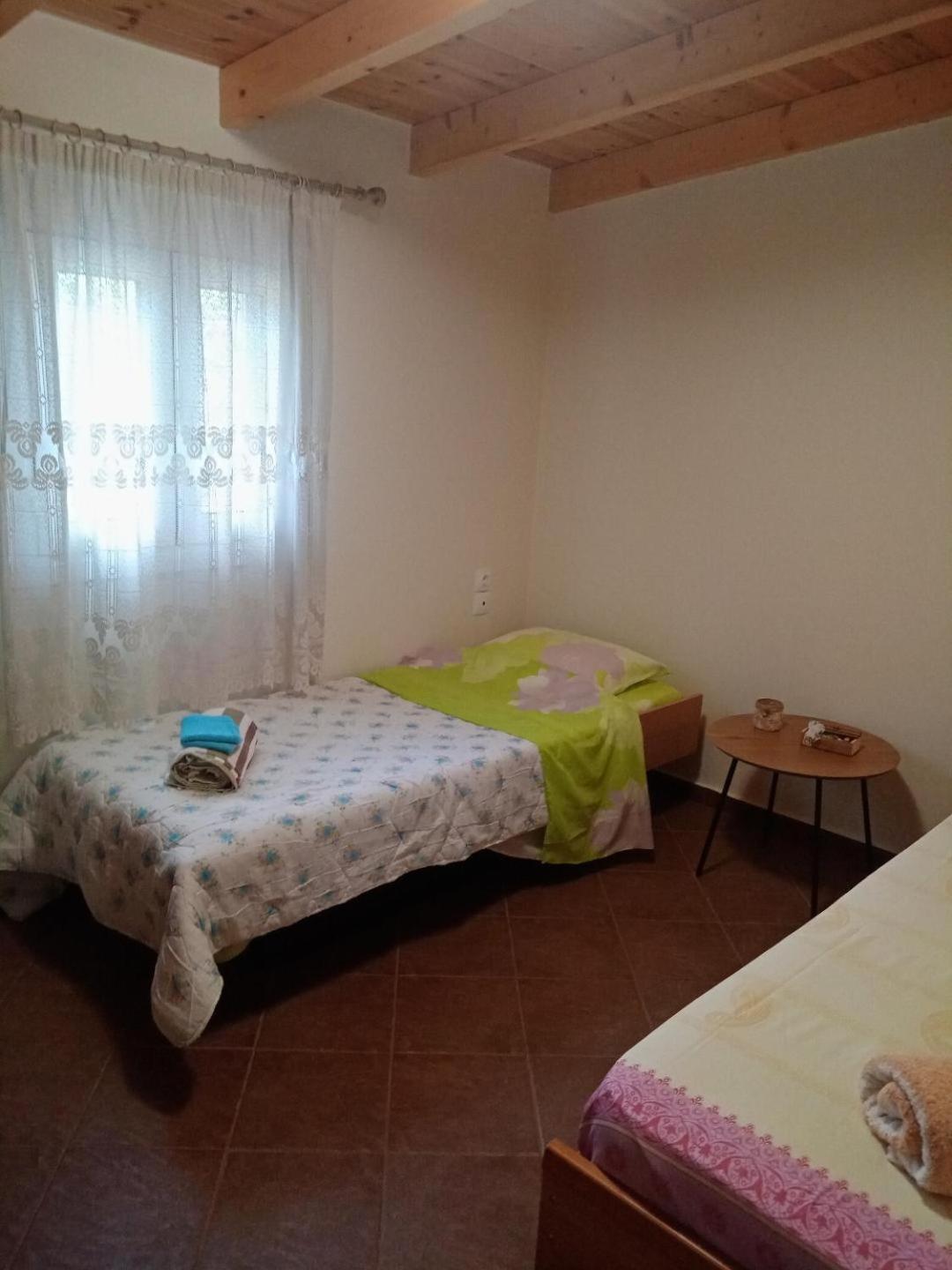 Chrysa'S House Apartment Aigio Dış mekan fotoğraf