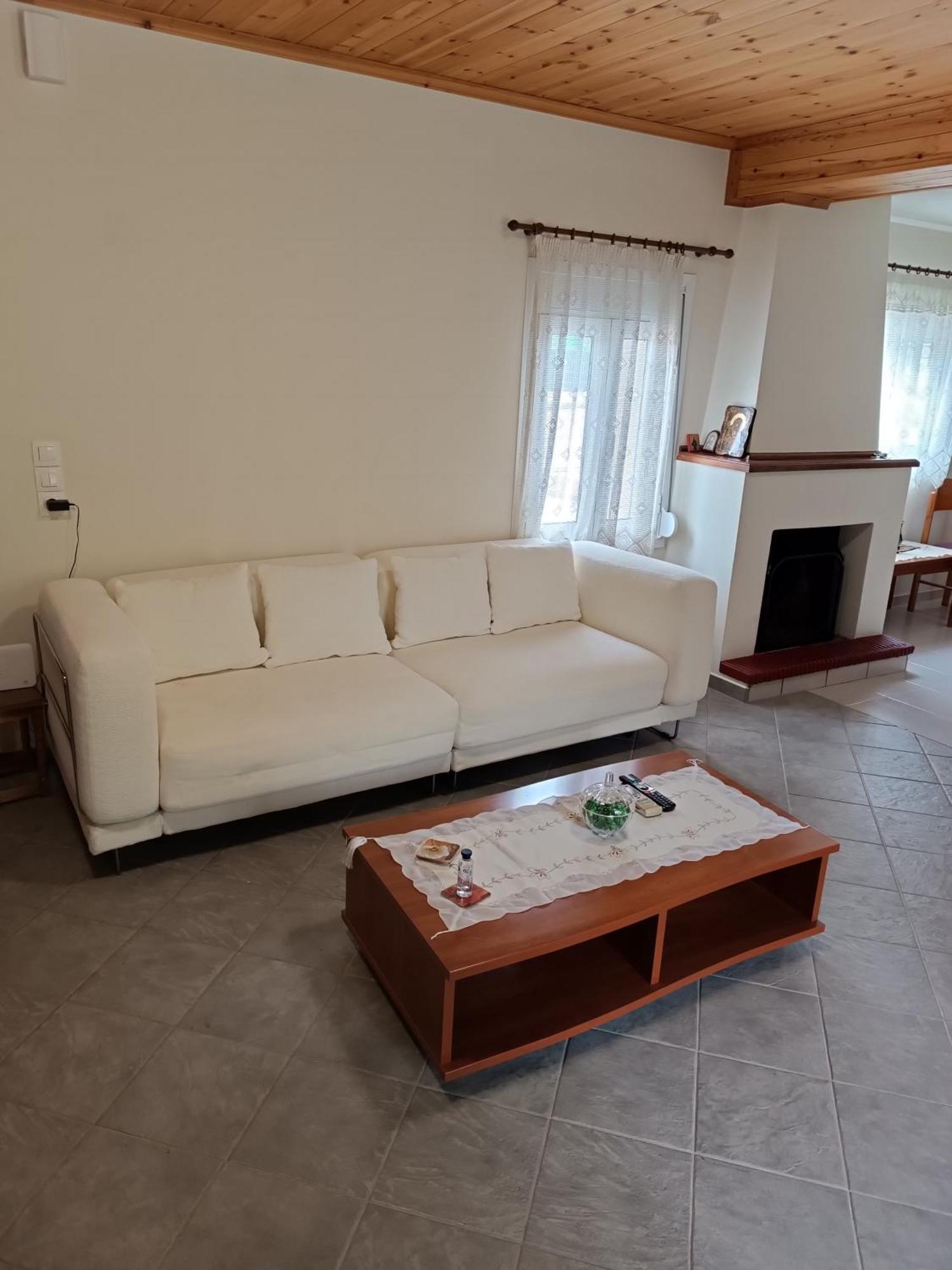 Chrysa'S House Apartment Aigio Dış mekan fotoğraf